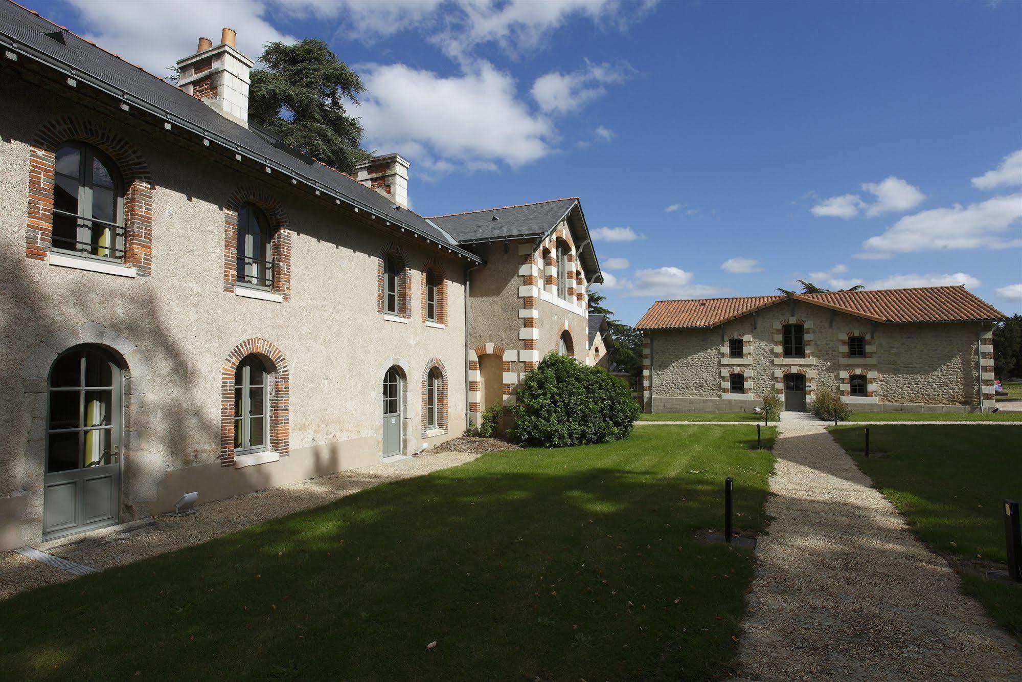 Hotel Chateau De La Barbiniere Saint-Laurent-sur-Sèvre Exterior foto