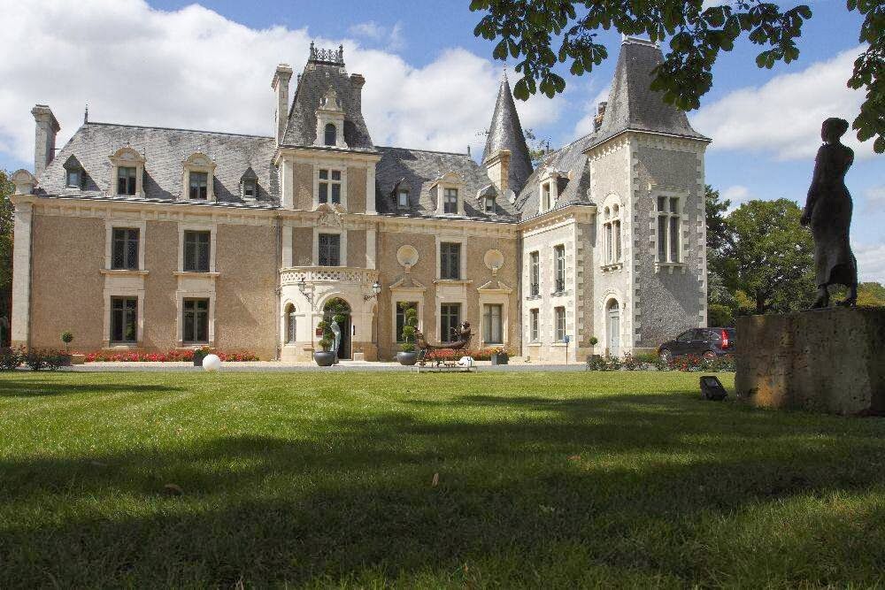 Hotel Chateau De La Barbiniere Saint-Laurent-sur-Sèvre Exterior foto
